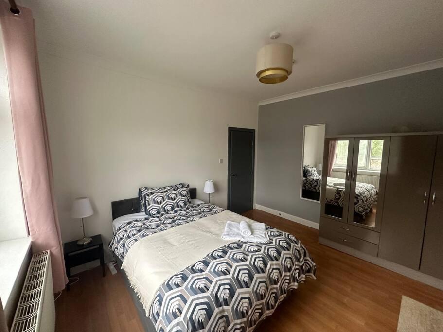 5 Bedroom House Se6 Londen Buitenkant foto