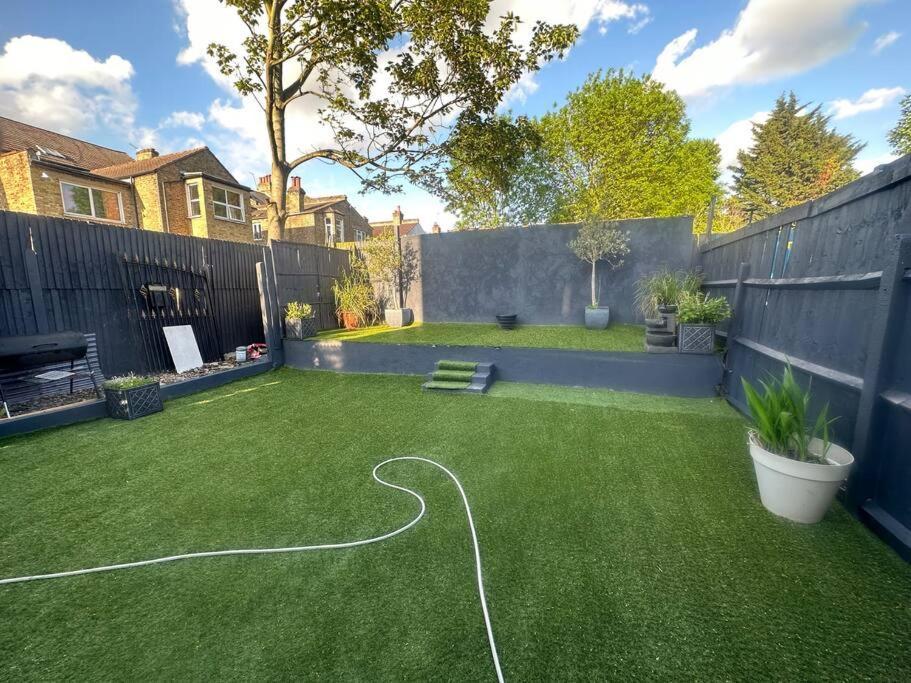 5 Bedroom House Se6 Londen Buitenkant foto